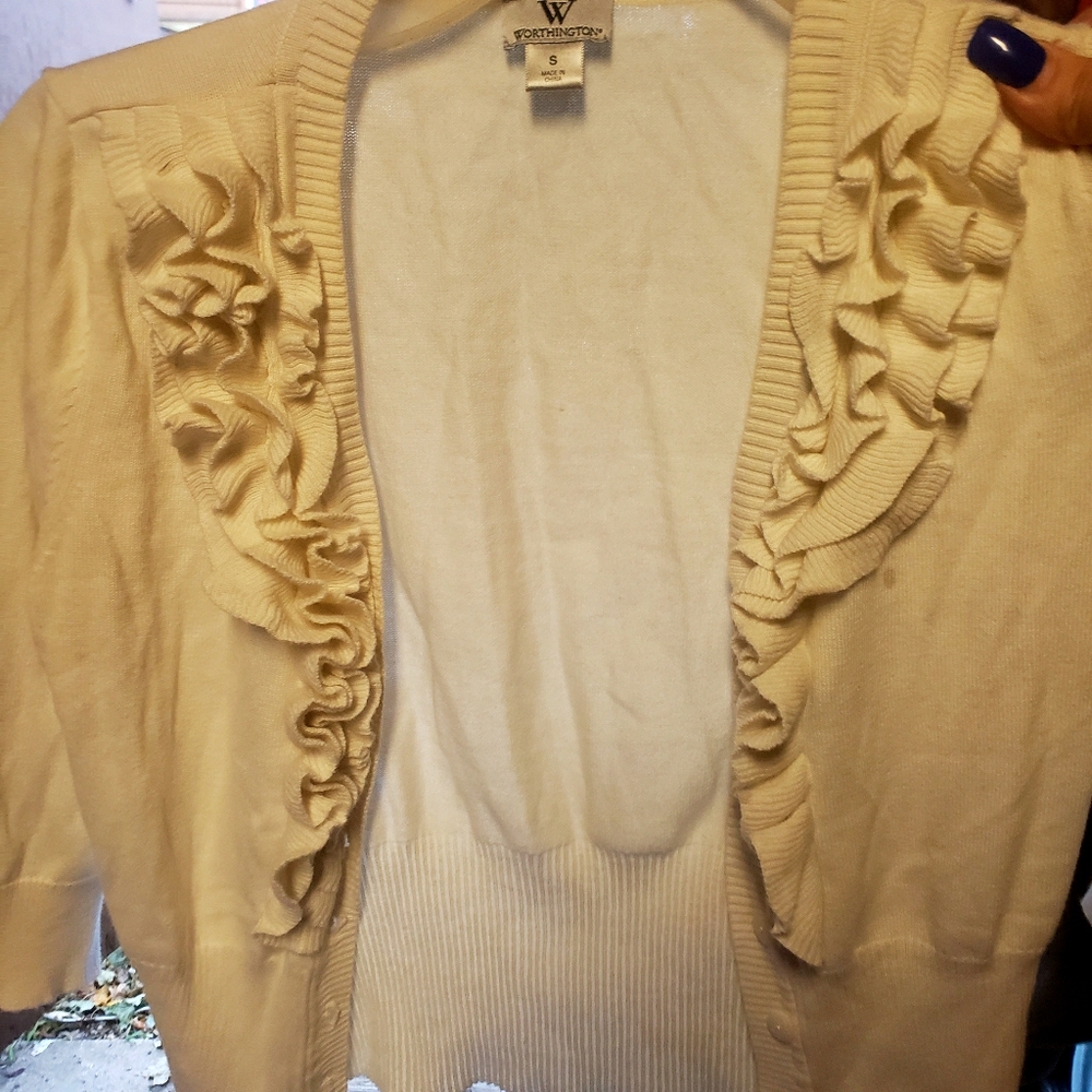 Pull over sweater
